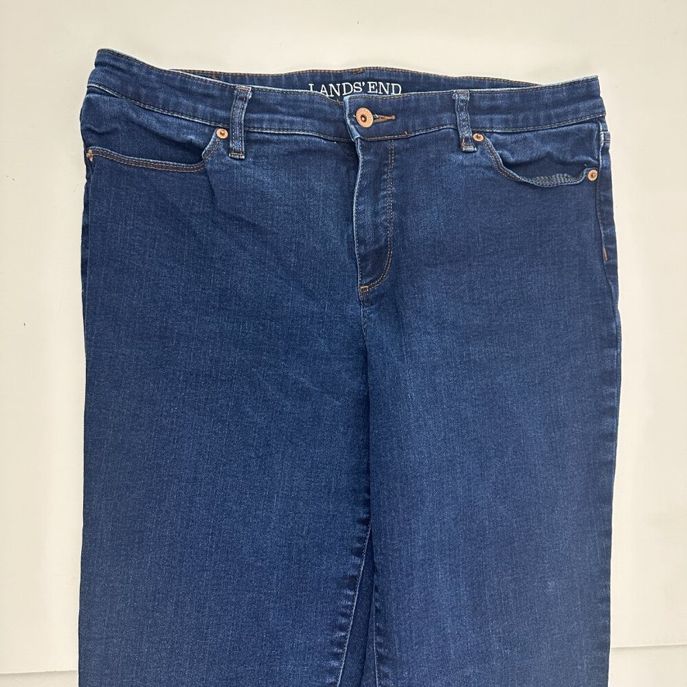 Lands' End Mid Rise Bootcut Women's size 16 Dark Wash Blue Denim Jeans - Picture 2 of 5